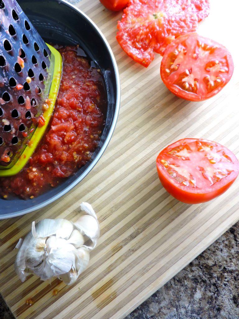 Easy Fresh Tomato Basil Marinara Sauce