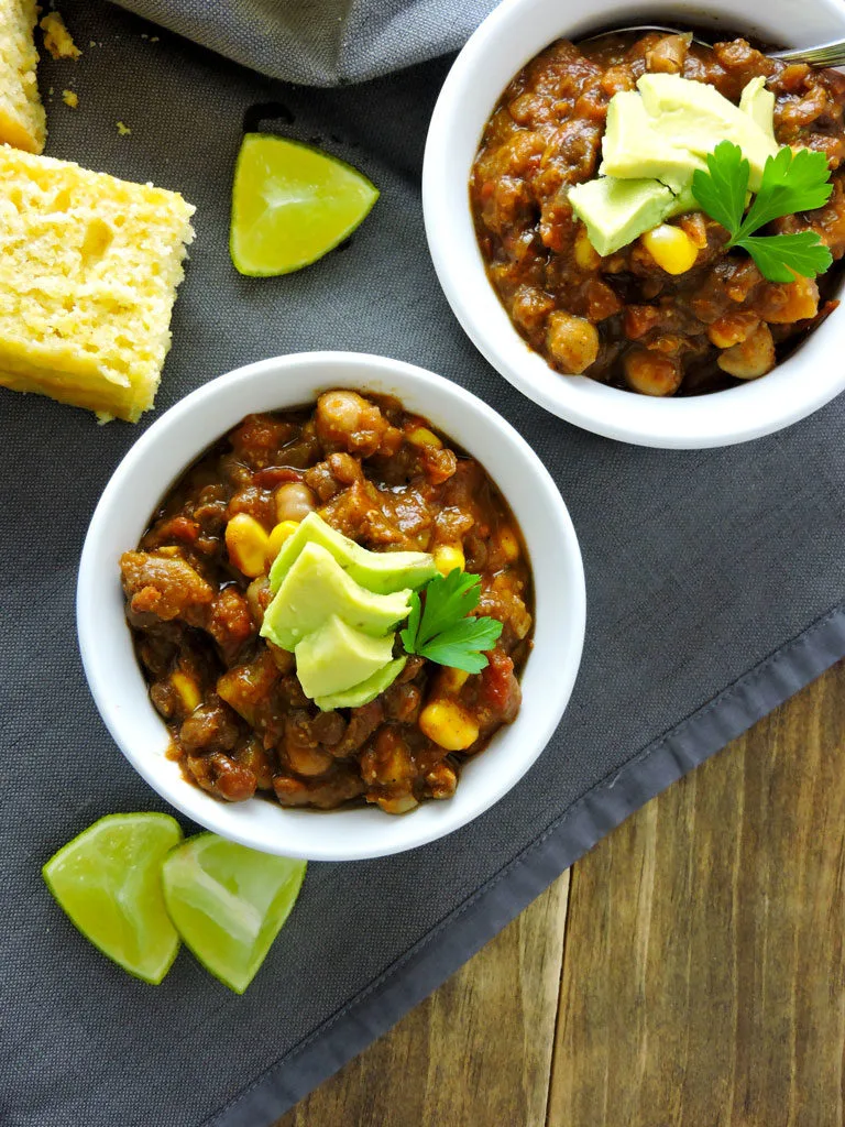 Spicy Southwest Lentil Chickpea Chili