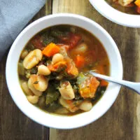 White Bean and Kale Detox Soup