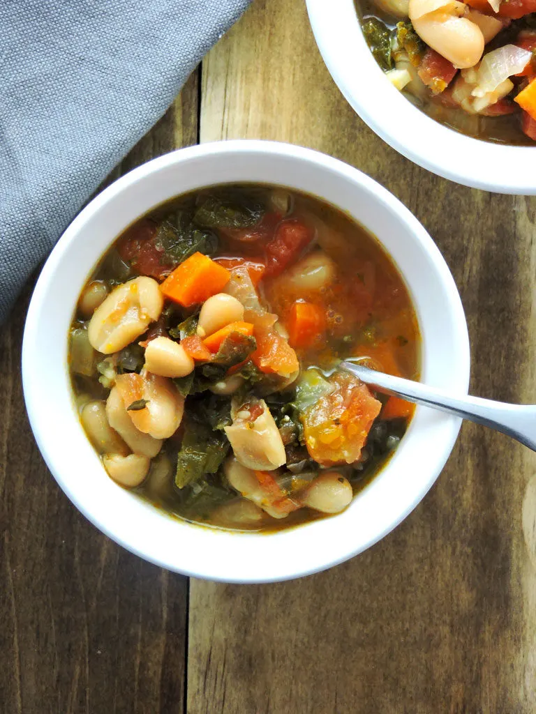 White Bean and Kale Detox Soup - Fresh Fit Kitchen