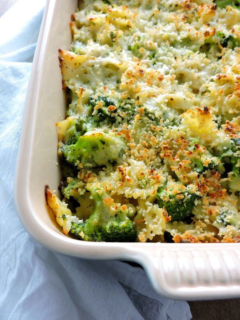 Skinny Broccoli Alfredo Bake - Fresh Fit Kitchen