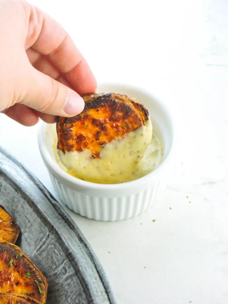 Sweet Potato Chips with Zesty Honey Mustard Sauce