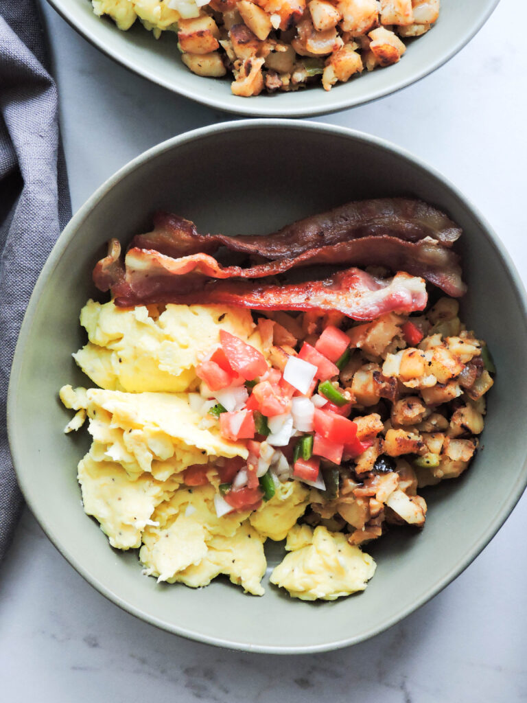 Easy Breakfast Burrito Bowl Recipe