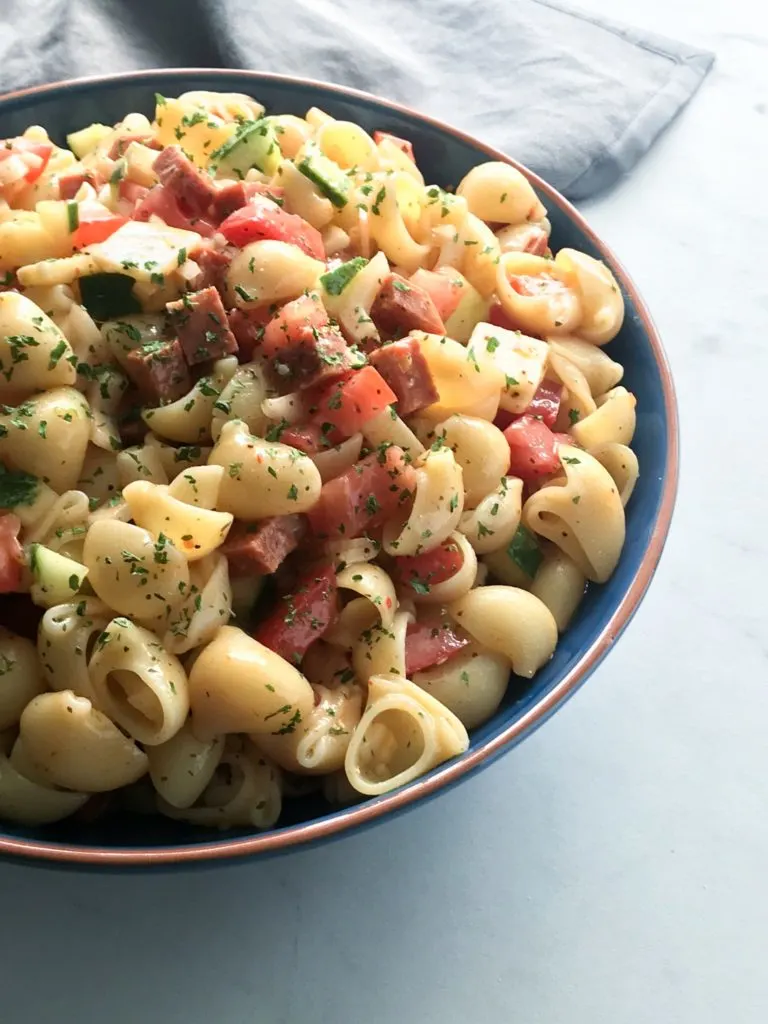 Easy Pasta Salad with Italian Dressing