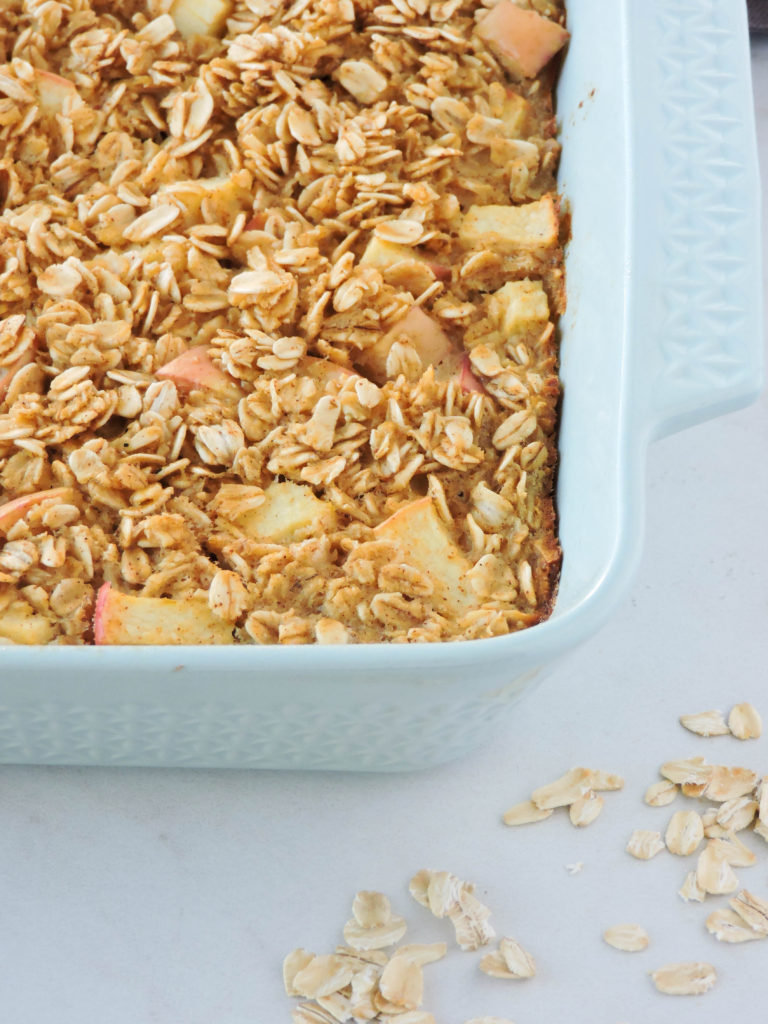 Baked Apple Cinnamon Oatmeal