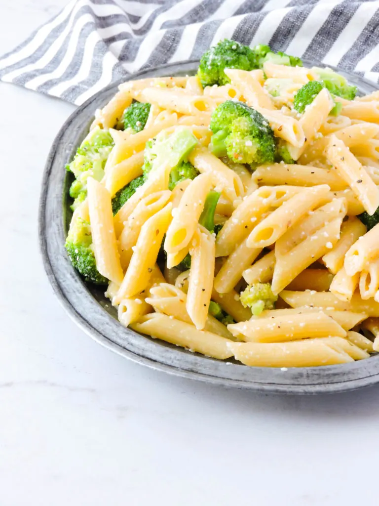 Lemon Broccoli Pasta Salad