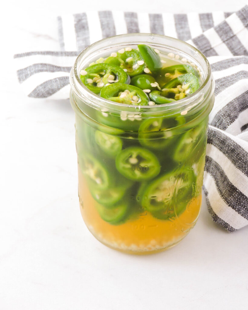 Quick Pickled Jalapeno Peppers