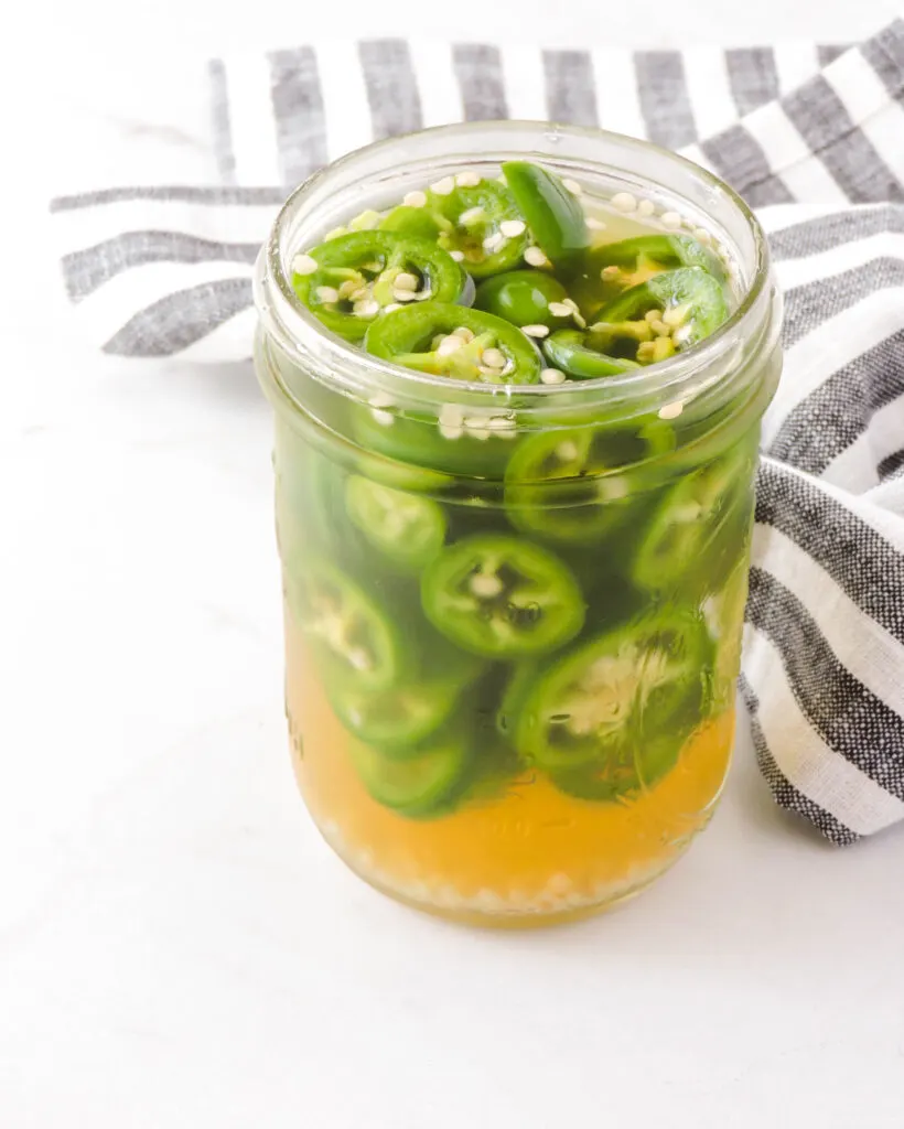 Quick Pickled Jalapeno Peppers