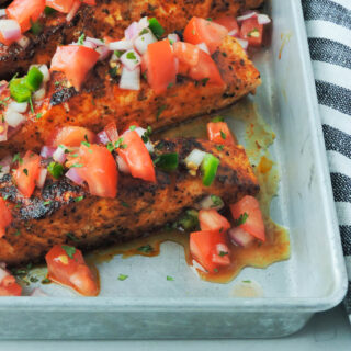 Chili Lime Blackened Salmon with Pico De Gallo