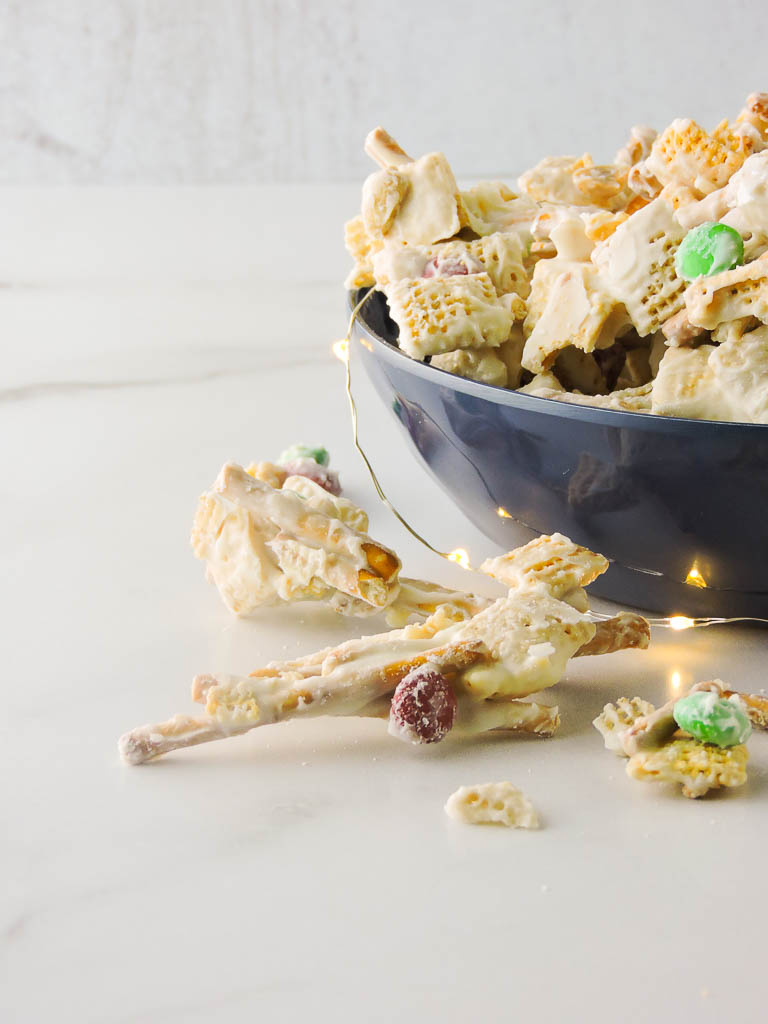 Reindeer Food Snack Mix