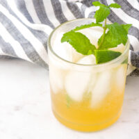 Honey Mint Vodka Mojitos