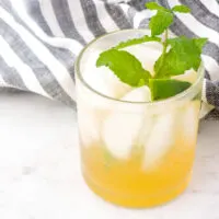 Honey Mint Vodka Mojitos