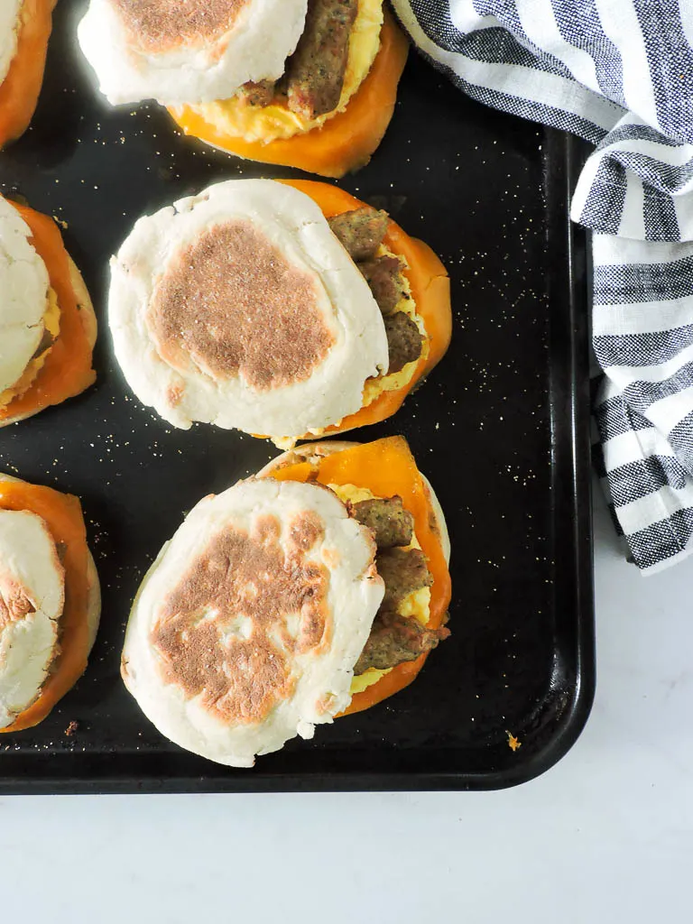 Healthy Make Ahead Breakfast Sandwiches - Kim's Cravings